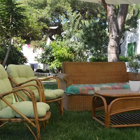 Secret Garden * Mykonos Town