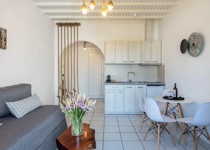 Secret Garden * Mykonos Town